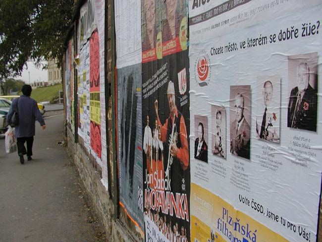 obrázek: Plakátovací plochy v centru Plzně získala firma Rengl
