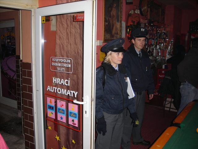 obrázek: Restaurace a bary v Plzni platily pokuty za hasičáky