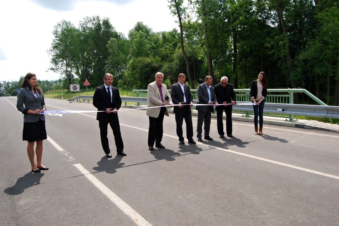obrázek: Řidiči už využívají první úsek obchvatu Rokycany-Hrádek