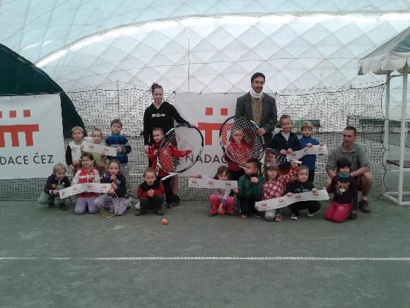 obrázek: Tenisům přibyly v Plzni další kryté kurty