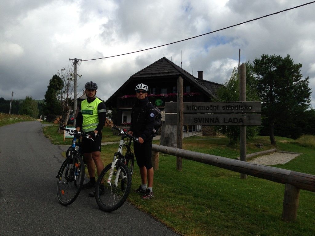 obrázek: Už druhou sezónu hlídají Šumavu cyklohlídky 