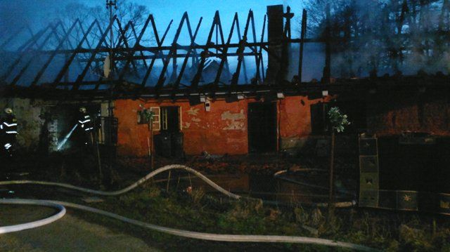 obrázek: V Hradišťanech shořel rodinný dům  