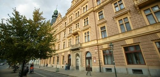 obrázek: V Plzni se debatovalo nad referendem a korupcí na právech