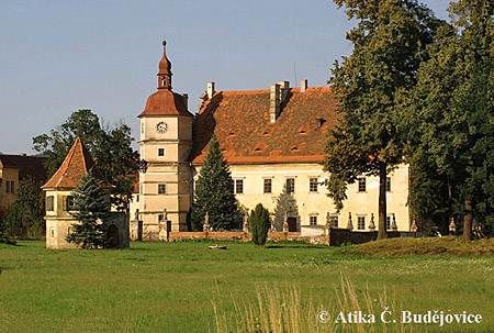 obrázek: Zámek Červené Poříčí rozezní v sobotu folk