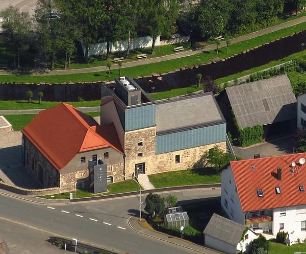obrázek: Centrum Bavaria Bohemia slaví 10 let, v Schönsee ve středu otevírá výstavu 