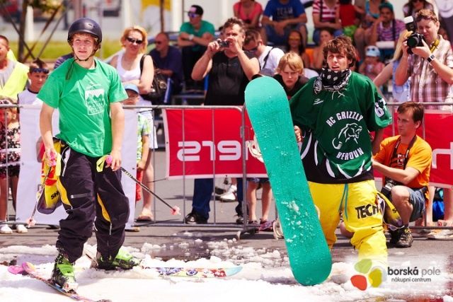 obrázek: Borská pole zasype v sobotu sníh, závodí snowboardisté 