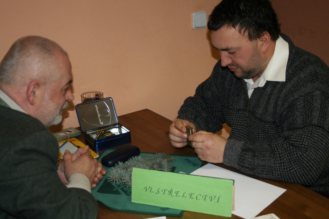 obrázek: Budoucí myslivci skládali v Mýtě zkoušky 