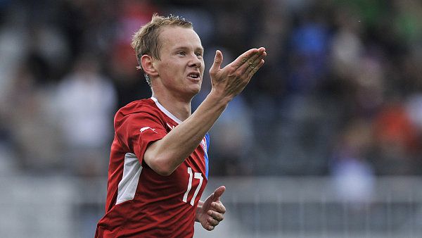 obrázek: Do Plzně přichází Jan Chramosta, opačným směrem míří Michal Ďuriš 