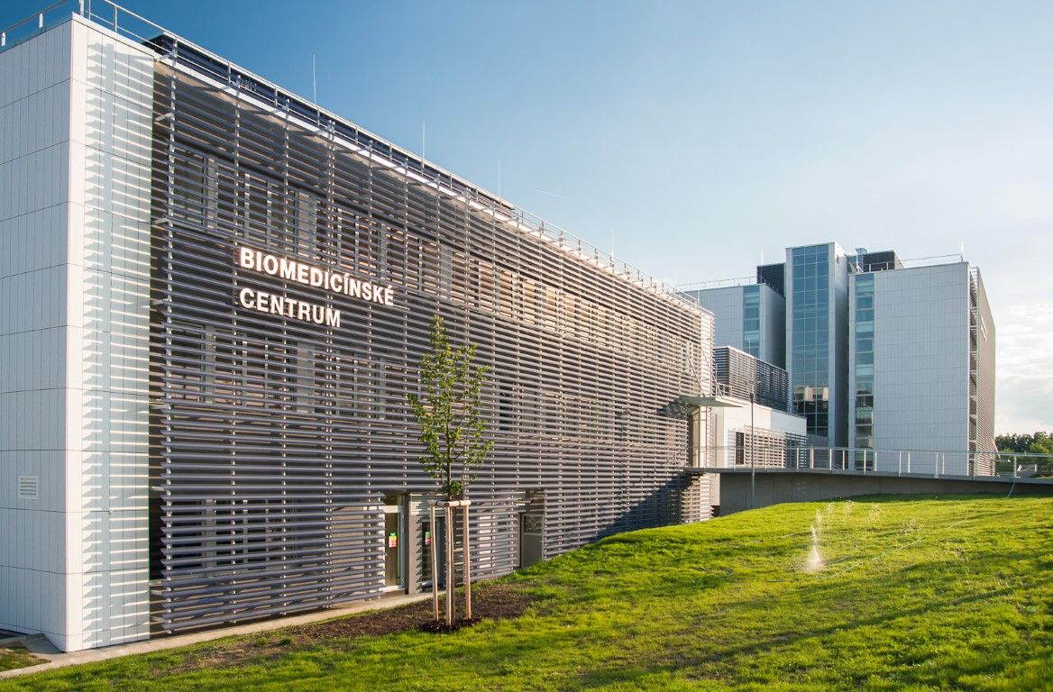 obrázek: Lékařská fakulta v Plzni otevřela nové medicínské centrum