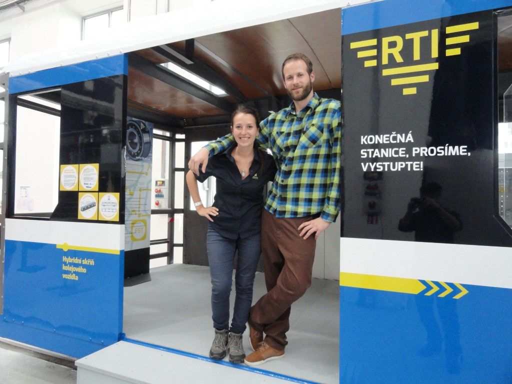 obrázek: Metro ze Západočeské univerzity přijelo do Techmanie 