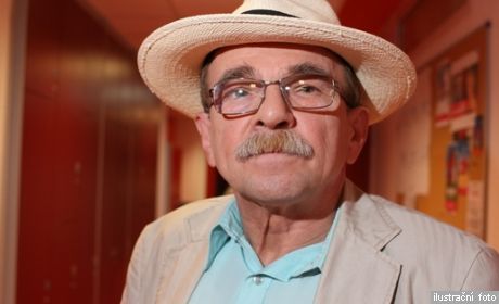 obrázek: Na pondělním Prvním zvonění zazpívají A. Mišík i J. Uhlíř