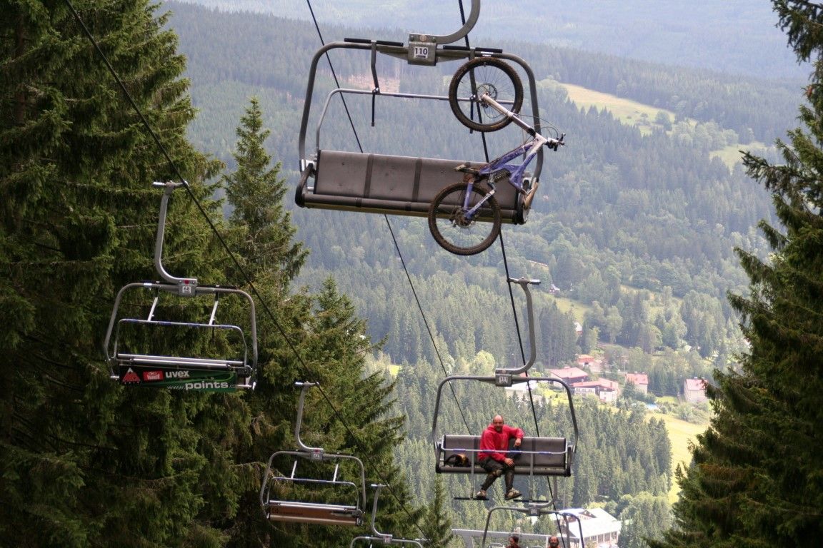 obrázek: Na Špičáku mohou turisté poprvé vyrazit na nové trasy