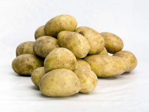 obrázek: Objednal si mobil, 5100 korun ale zaplatil za bramboru