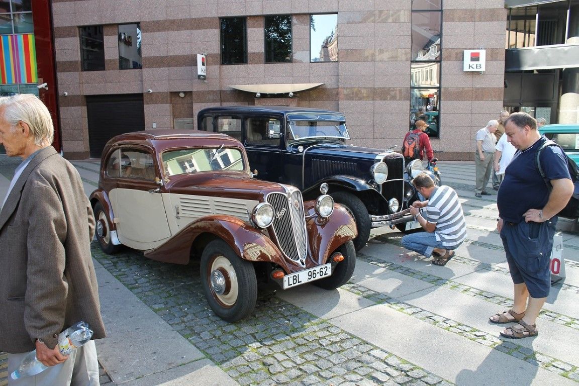obrázek: Plzeňsko od pátku do neděle ovládnou historické automobily