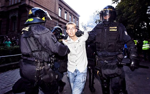 obrázek: Policisté kontrolovali cizince na ubytovnách Rokycan