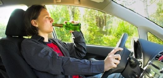 obrázek: Řidička u Žihle skončila v příkopu, nadýchala 3,45 promile