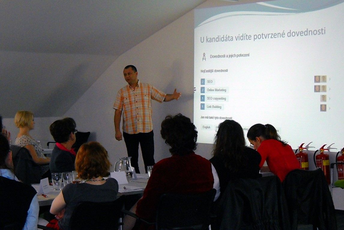 obrázek: UNIWEB přednášel o sociálních sítích