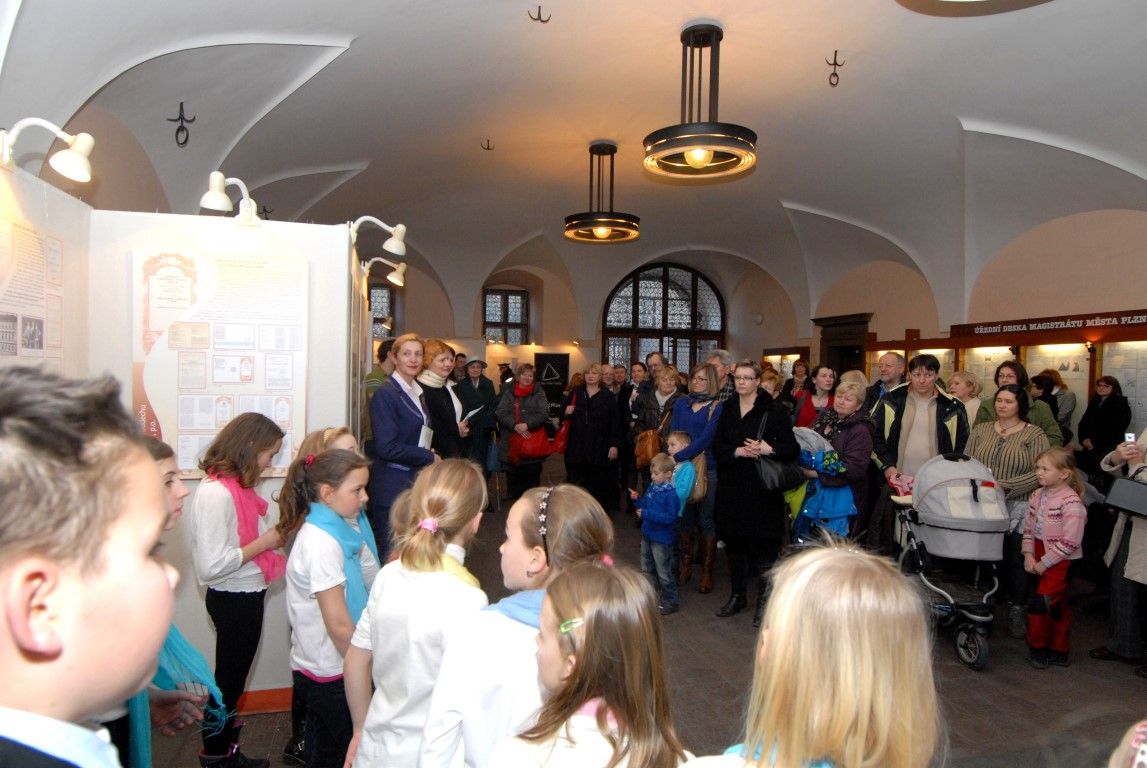 obrázek: Výstava v mázhauzu je věnována hudebnímu životu v Plzni 