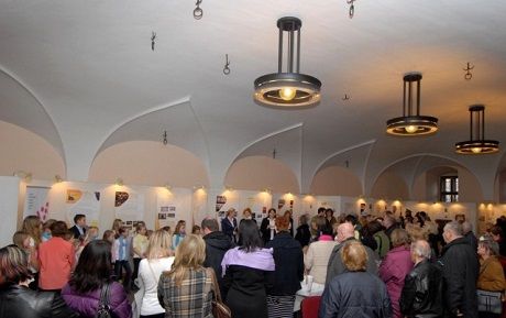 obrázek: Výstava v mázhauzu radnice je věnována hudebnímu životu v Plzni