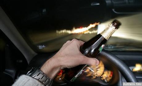 obrázek: Za Skelnou Hutí boural řidič s téměř čtyřmi promilemi