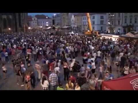 Obří loutky ovládly Plzeň