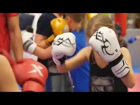 V TJ Božkov Plzeň trénují malí thai-boxeři