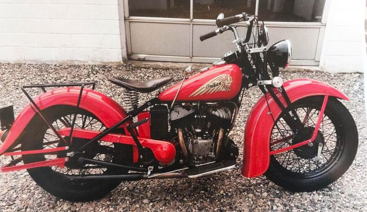 Kriminalisté našli ukradeného veterána Indian Scout z Kaznějova, po druhém dál pátrají