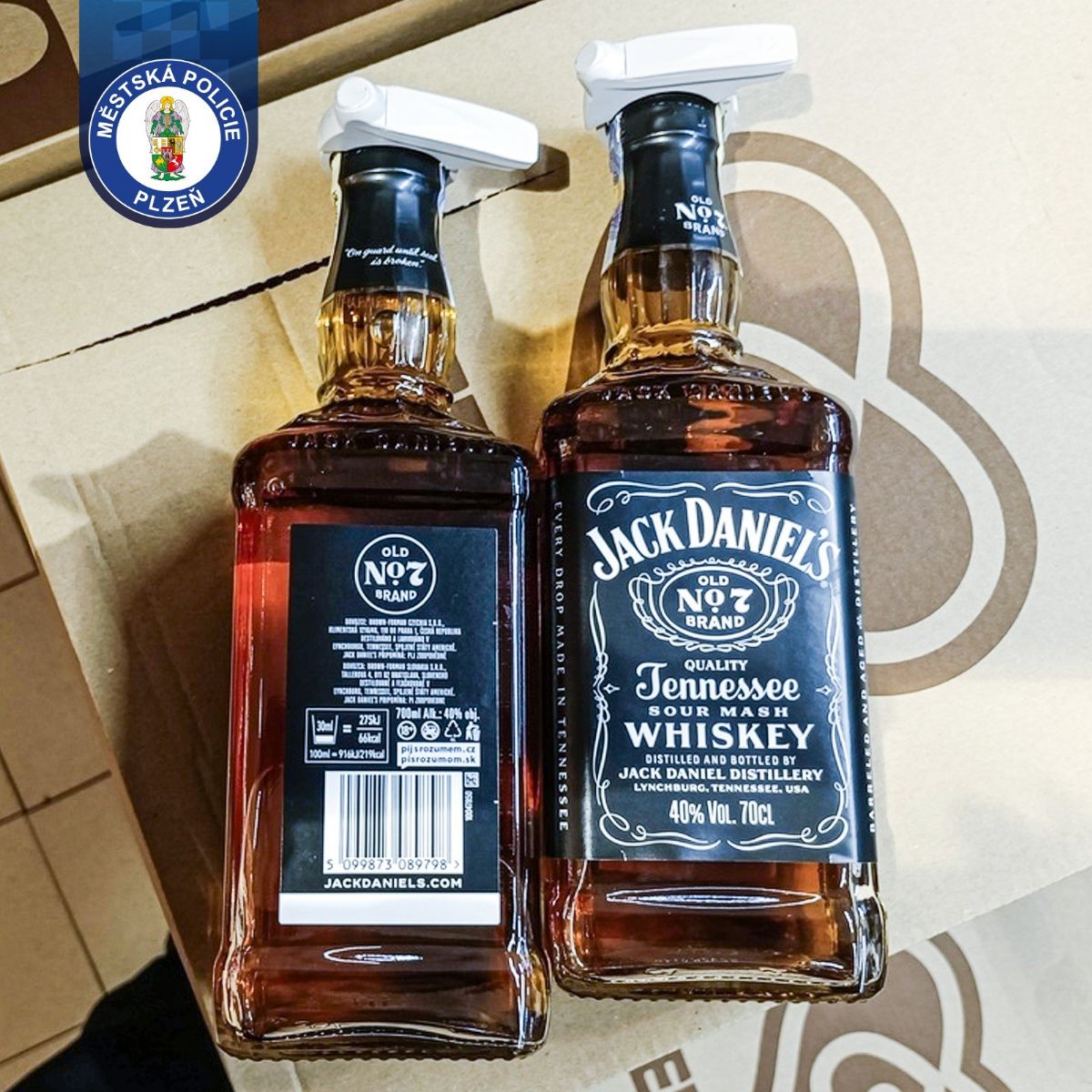 Recidivisty zadržen při krádeži o druhé adventní neděli