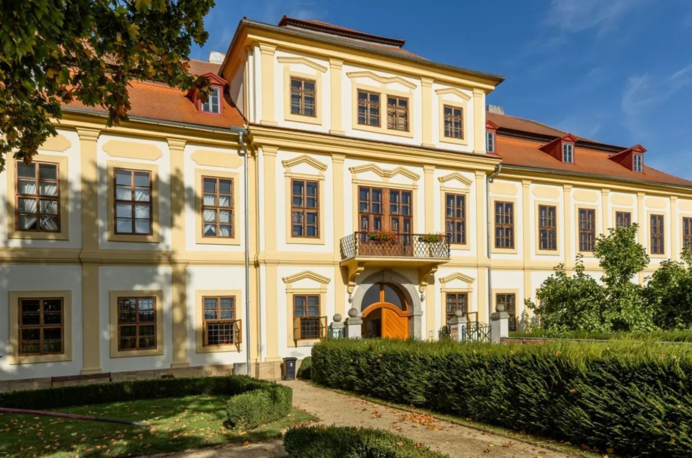 obrázek: Zámek ve Svojšíně vstal z ruin. Malá obec z Tachovska z něj znovu dělá živé místo