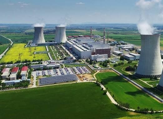ZČU v Plzni připravuje odborníky pro Dukovany i Temelín. Do energetiky jich míří tisíce