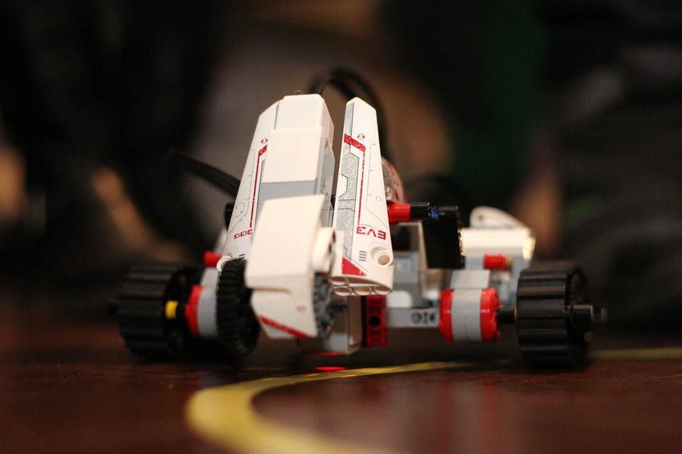 Zábavné odpoledne s roboty