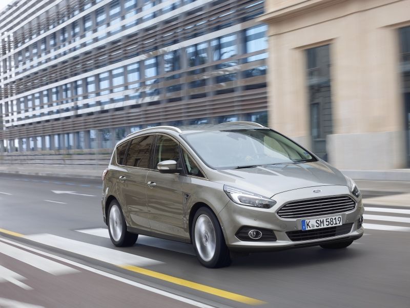 Ford of Europe zvýšil svůj tržní podíl a zůstává jedničkou v užitkových automobilech