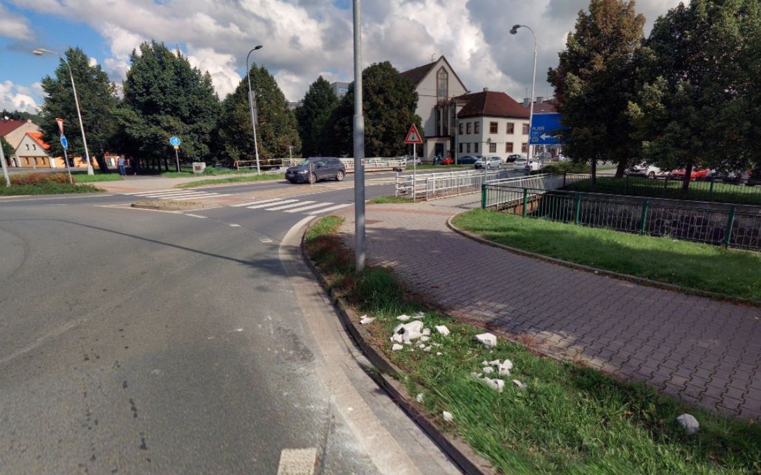 Dva týdny dopravních komplikací v Klatovech. Oprava mostu uzavřela část hlavního tahu