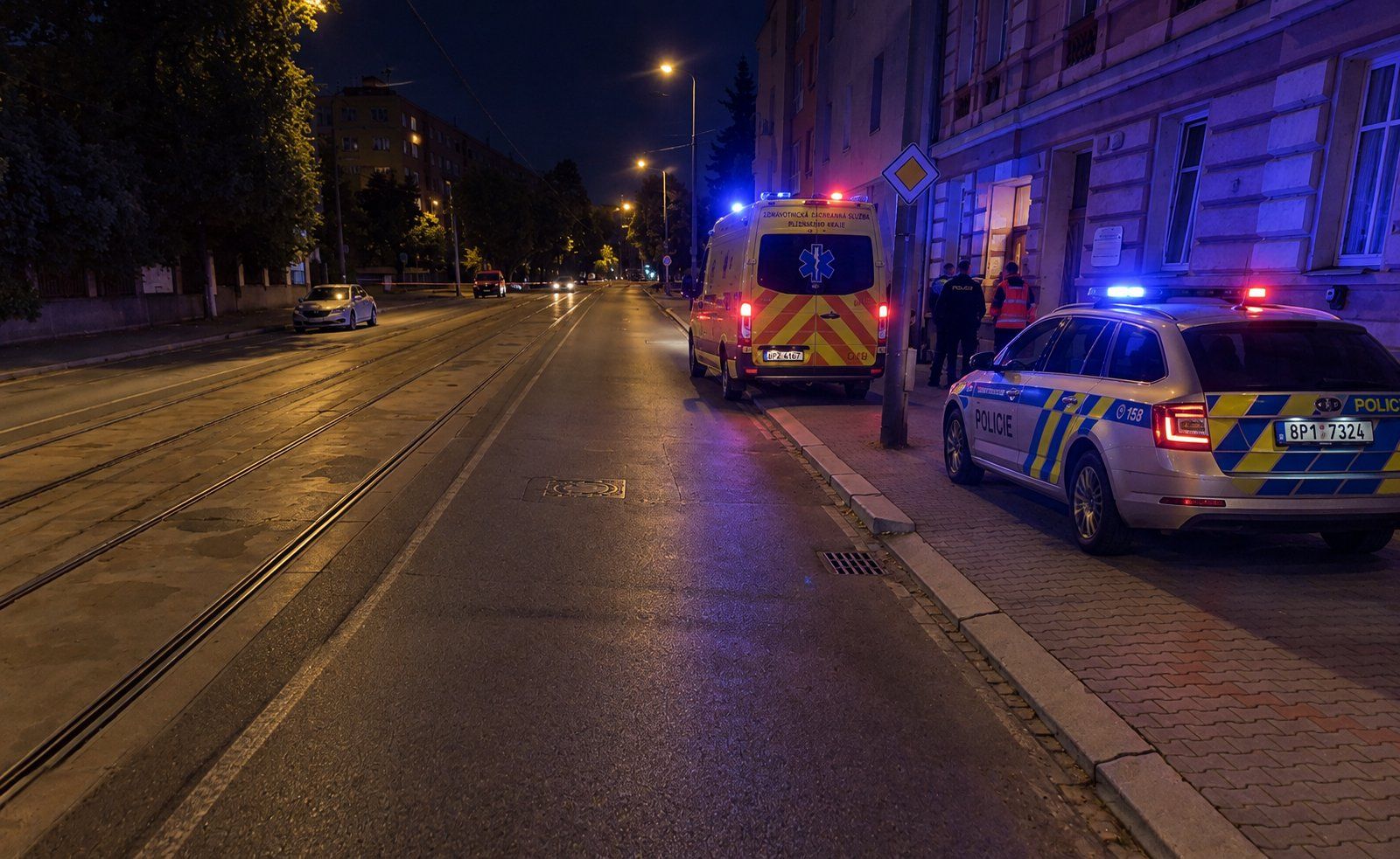 Na Slovanech našli v bytě mrtvého muže. Policie prověřuje pravděpodobnou sebevraždu střelnou zbraní