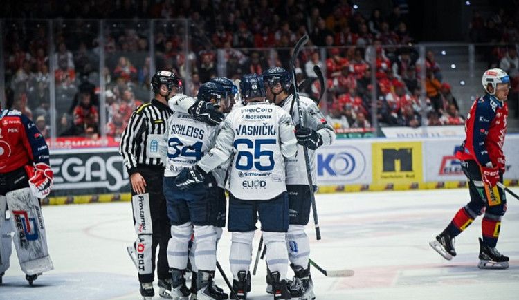 Plzeň rozdrtila Dynamo - pátá výhra v řadě