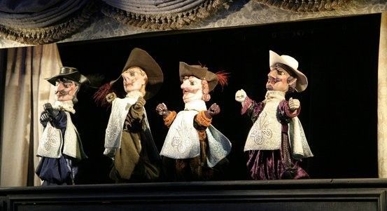 Plzeňské divadlo ALFA láká na jedinečná loutková večerní představení