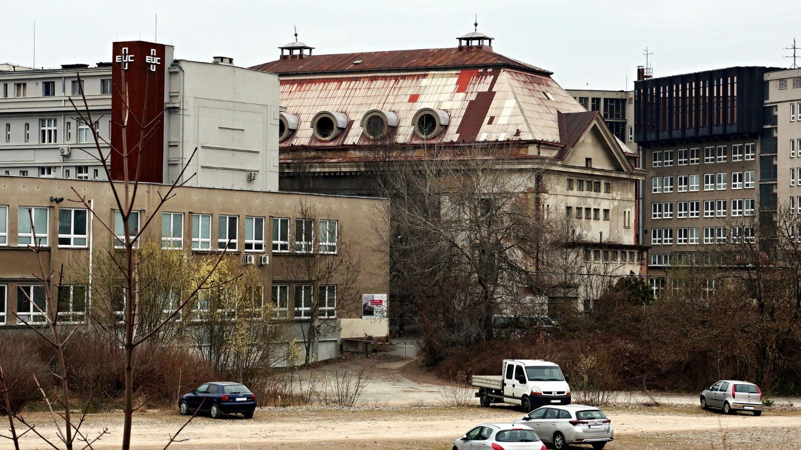 Spor o lázně za 2 miliardy se přiostřuje