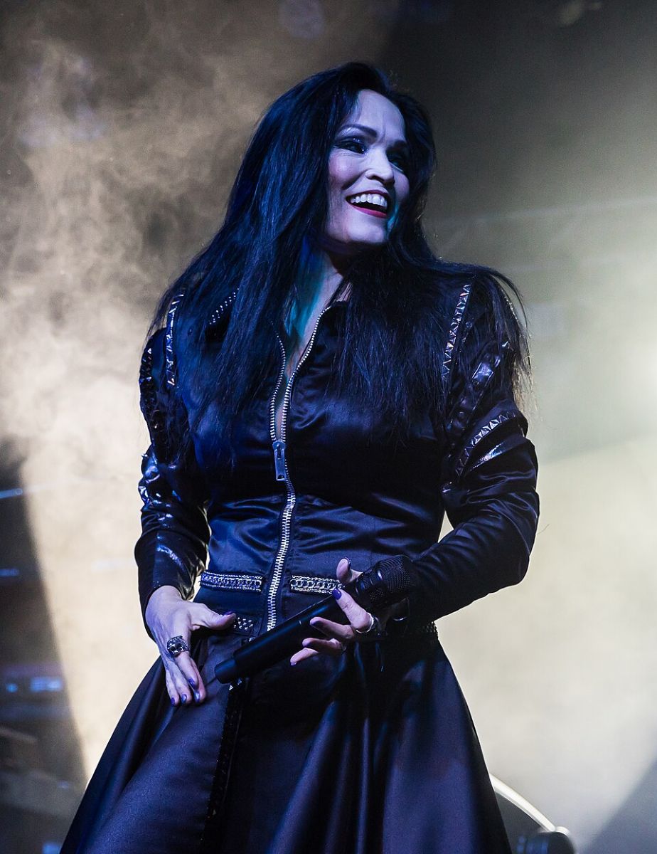 Temné Vánoce - Tarja Turunen rozezní Plzeňskou synagogu