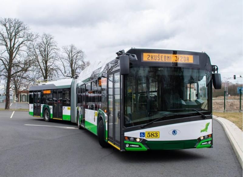 Autobusy mají v Plzni ustoupit trolejbusům. Město sází na baterie a nové tratě