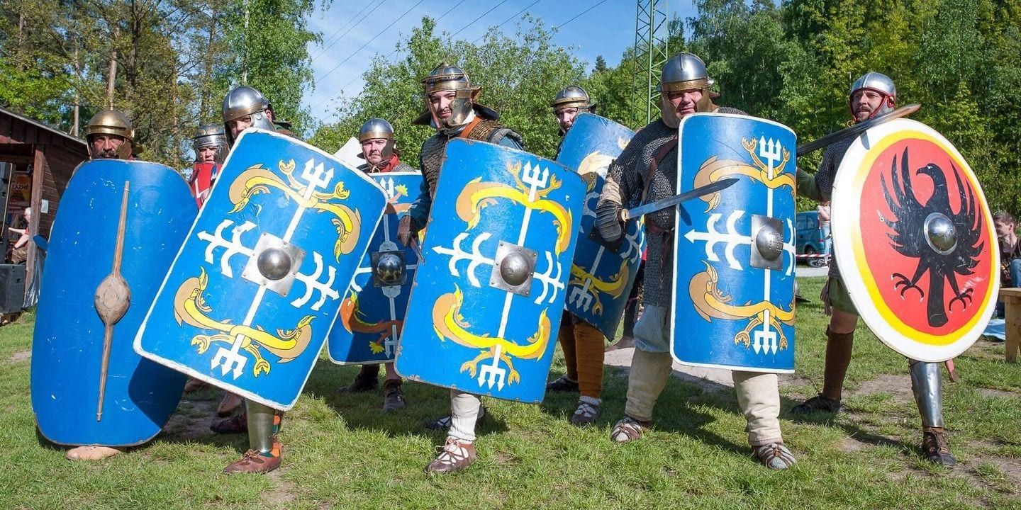 Bitva klanů věků se vrací na Šídlovák. Plzeň čeká den plný historie, bojů i ohňové show