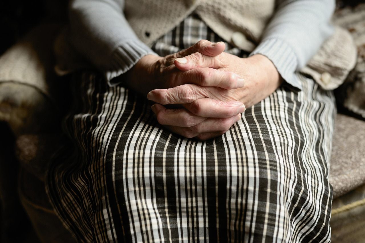 Důchody v Plzeňském kraji patří k vyšším v Česku. Nejvíc si polepšili senioři v Plzni