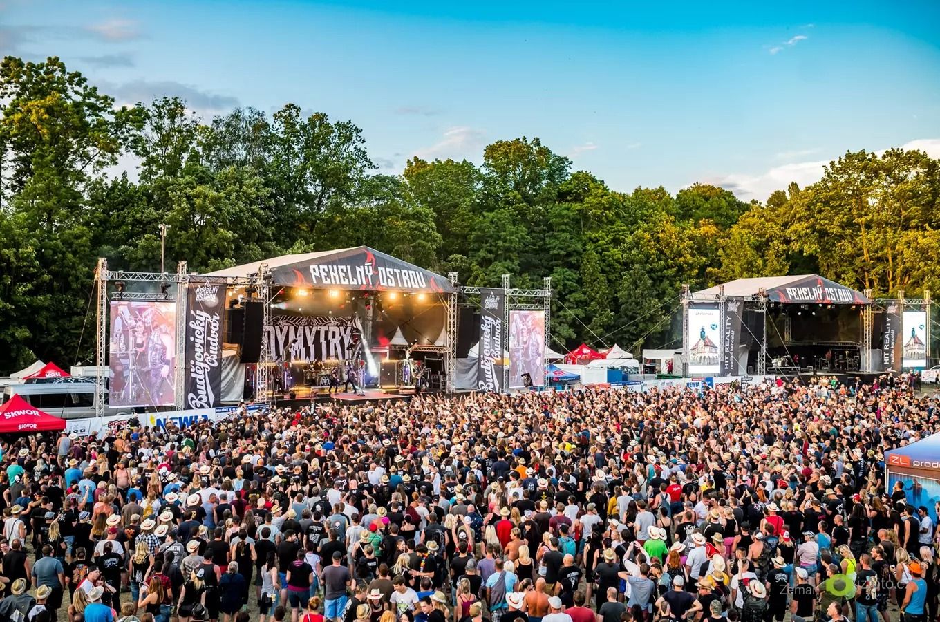 Hudba, řemesla, památky i letní kino. Velký přehled víkendových akcí v kraji