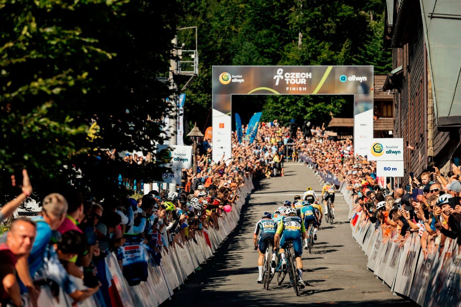 Nejtěžší Czech Tour v historii zamíří do kopců. První etapa skončí ve Varech