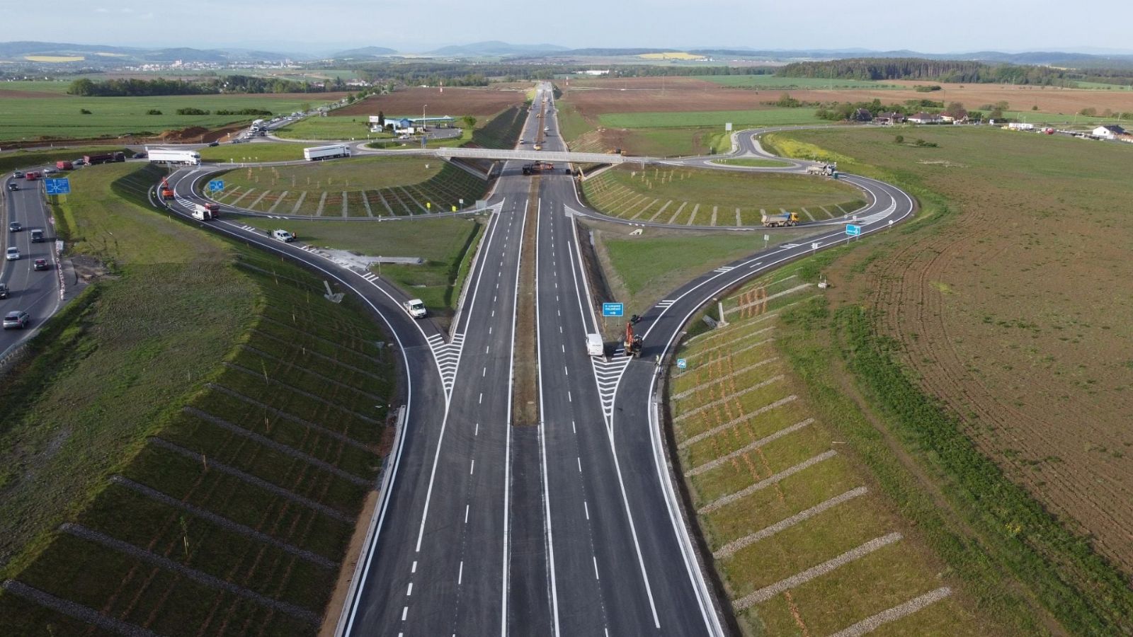 Obchvat Přeštic se opozdí o osm měsíců. Stavbu brzdí archeologové i klíčový most