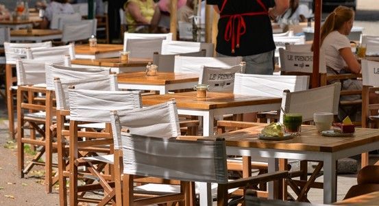 Plzeň schválila nový manuál pro restaurační předzahrádky