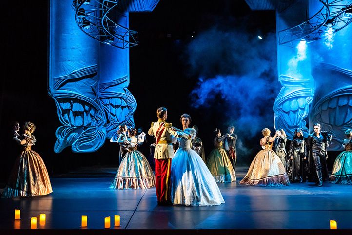 Plzeňské divadlo dál kraluje čtenářské anketě