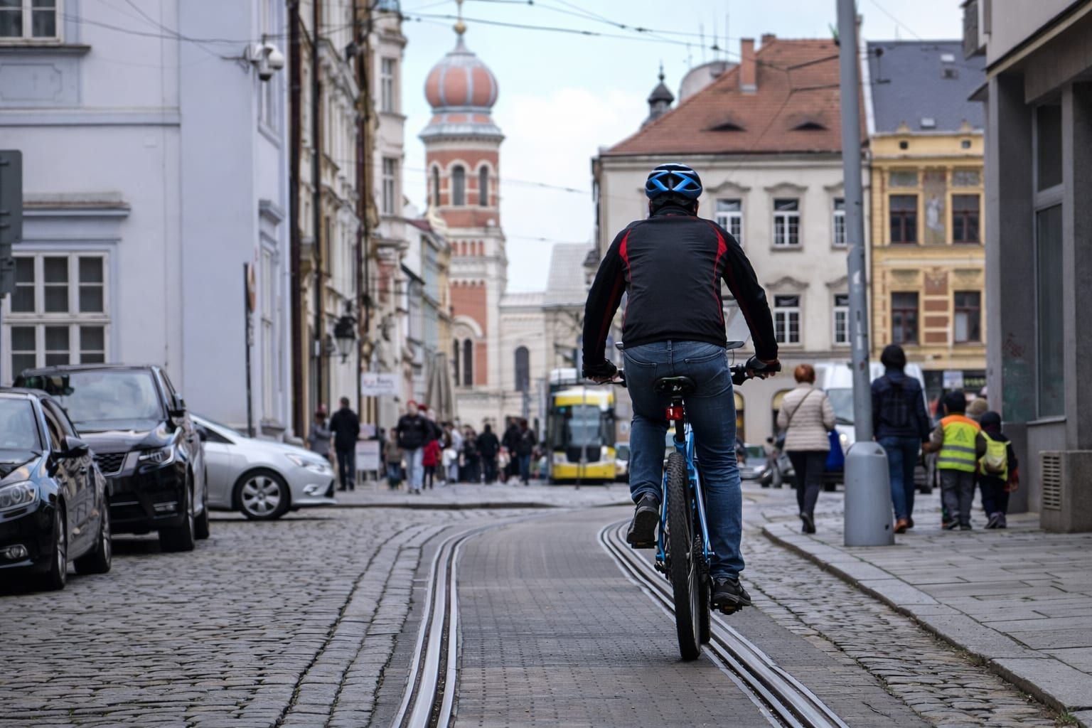 Startuje cyklistická sezona. Policie chystá zvýšené kontroly. Na co si dát pozor?
