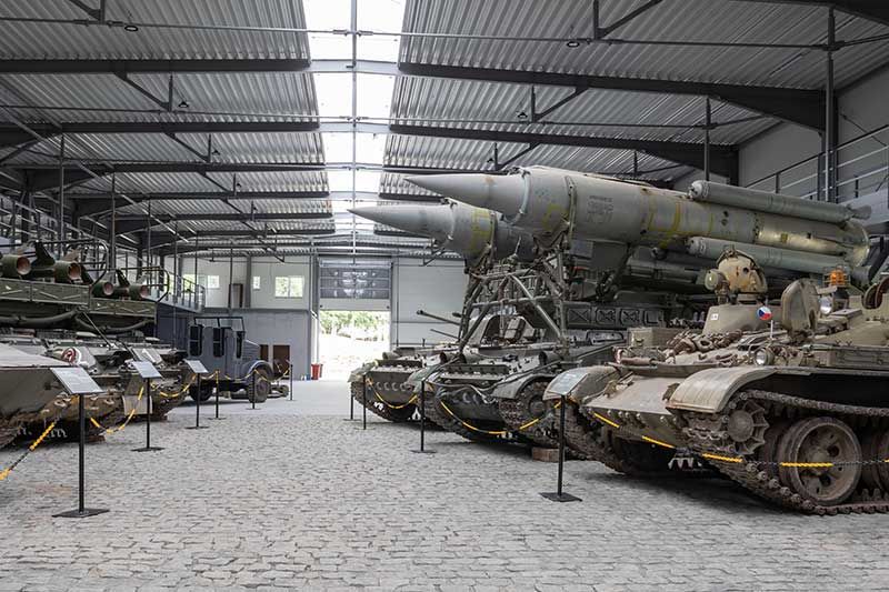 Sto let vojenské historie. Muzeum v Milovicích nabízí tanky, kanóny i silné příběhy