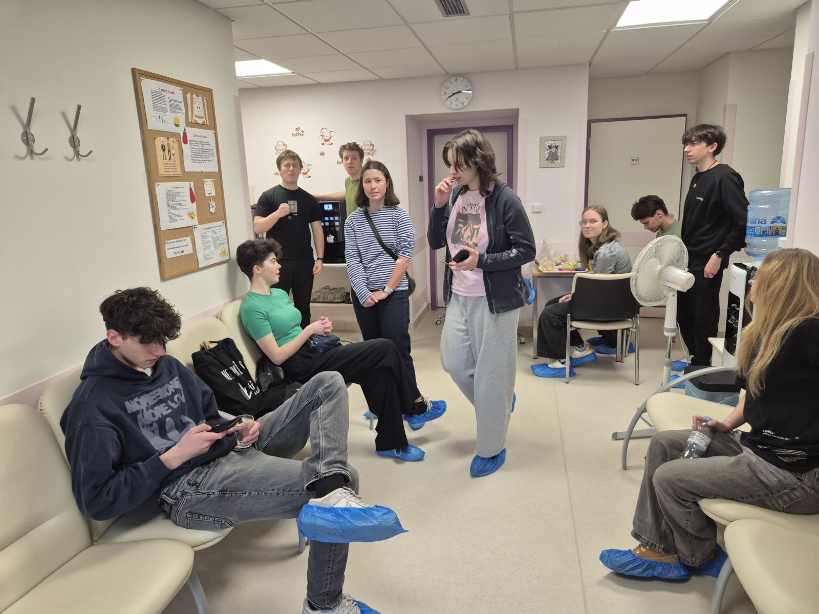 Studenti ZČU v Chebu darovali krev. Jubilejní akce přinesla skoro 20 litrů