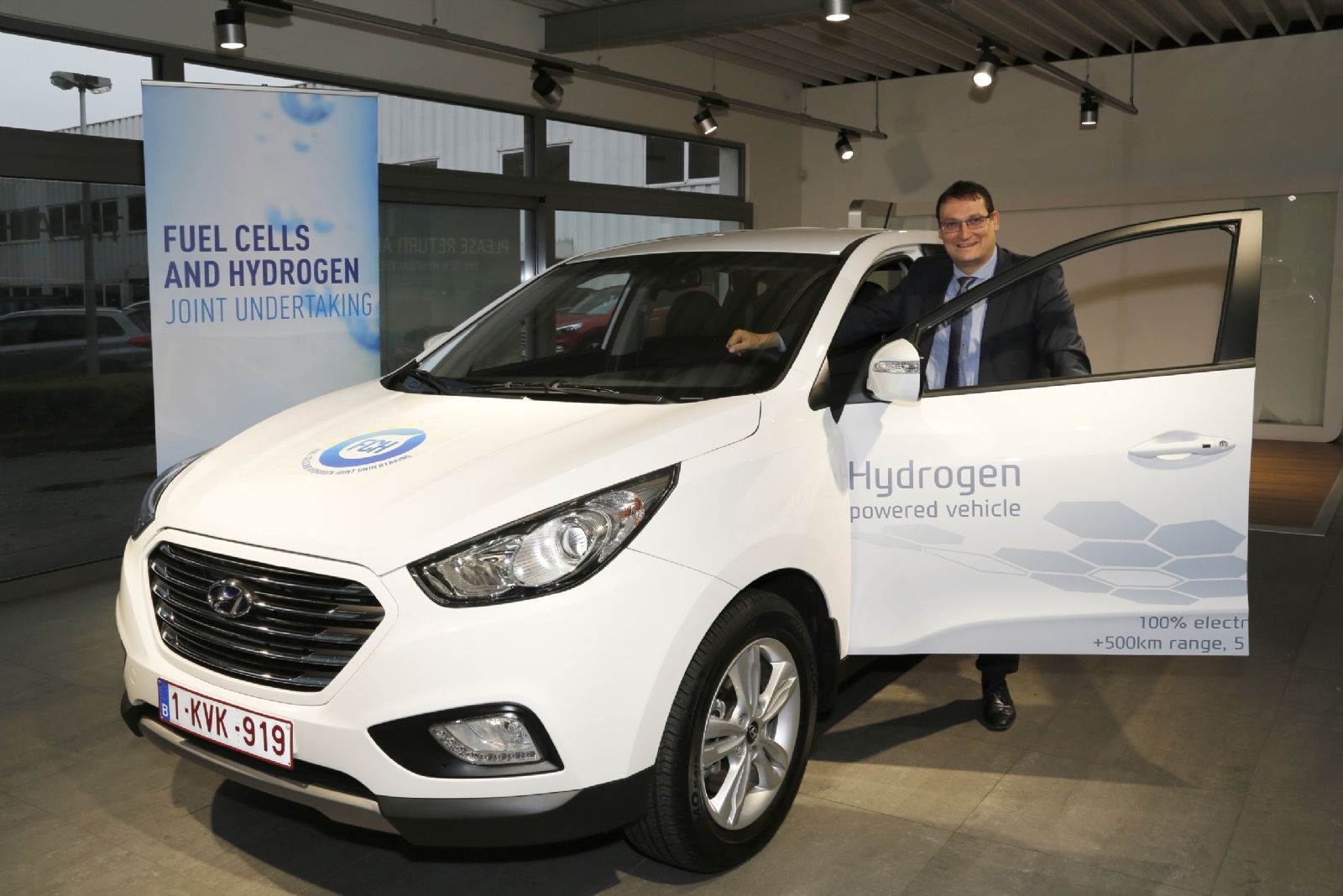 obrázek: S koncem roku bude v Evropě v provozu již 400 bezemisních vozů Hyundai na vodíkový pohon